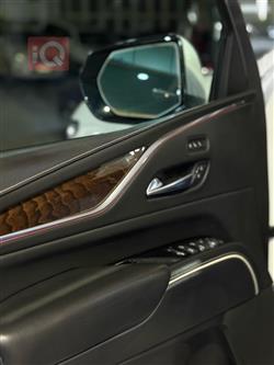 كاديلاك اسكاليد